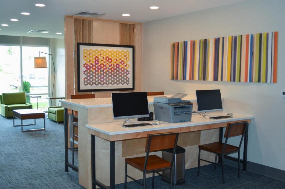 Holiday Inn Express & Suites Raleigh Airport - Brier Creek Image 17