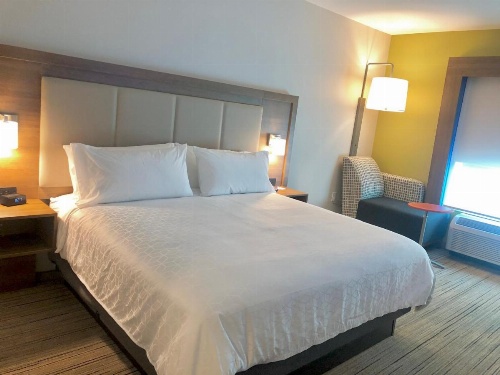 Holiday Inn Express & Suites Raleigh Airport - Brier Creek image 24
