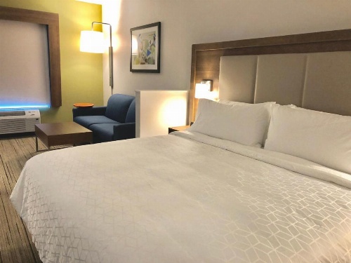Holiday Inn Express & Suites Raleigh Airport - Brier Creek image 26